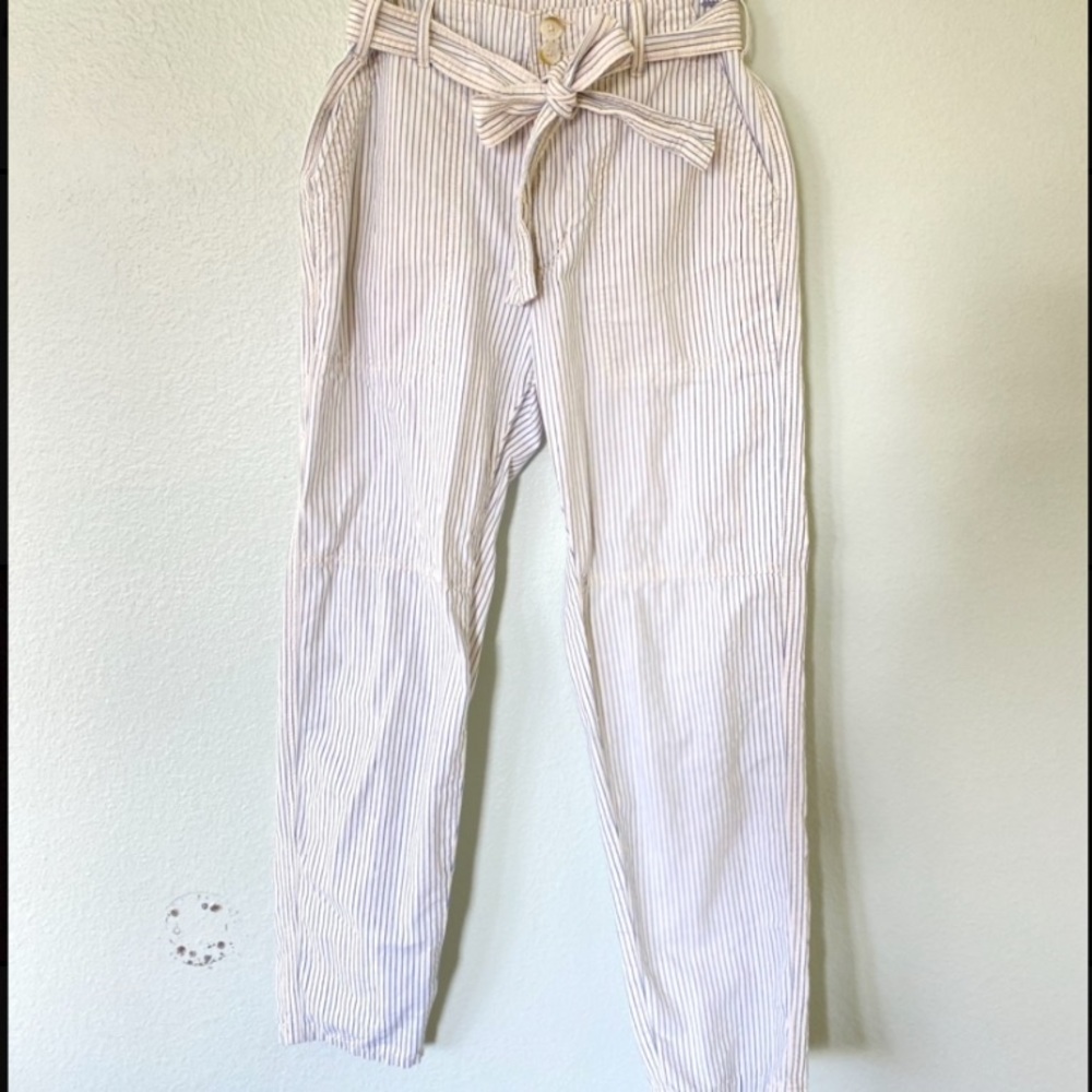 Off-white and blue stripped mom style pants
